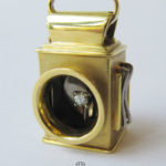 Mini Laterne Brosche 18 Karat Gelbgold 750 Gold Diamant