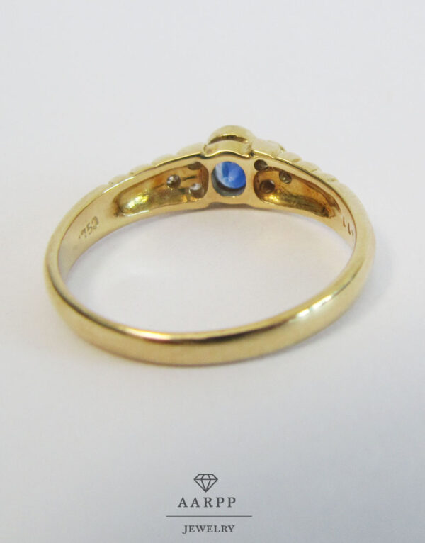  Moderner Goldring 750 Gelbgold mit 6 Diamanten und 1 Saphir Ringgröße 54