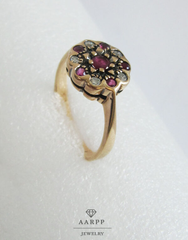 Rubin-Diamant Ring Rosegold 585 in Blütenform mit Zertifikat