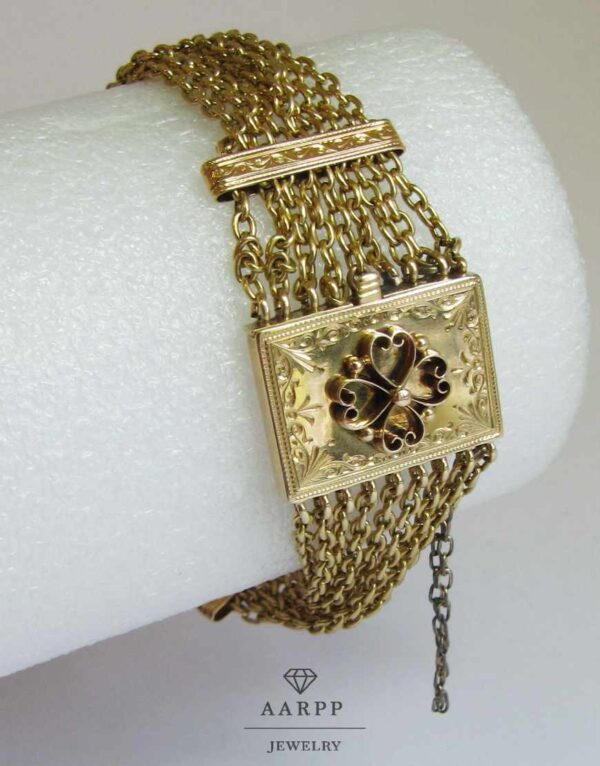 Antikes Gold Armband aus 9 Ketten mit Kastenschließe und floralen Motiv