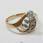Goldring 585 Rosegold mit Diamanten Blume in Platinfassung