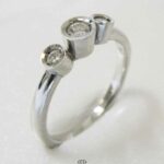 Weißgold Ring 14K mit 3 Diamanten Verlobungsring Brillantring, Ringgröße 55