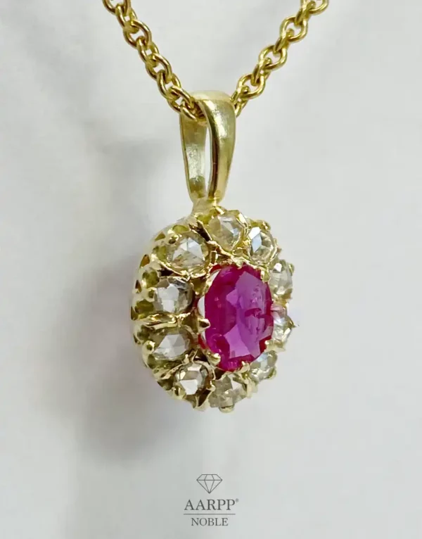 Ovaler Rubin Diamant Anhänger mit Halskette 8K Gelbgold Länge 40cm