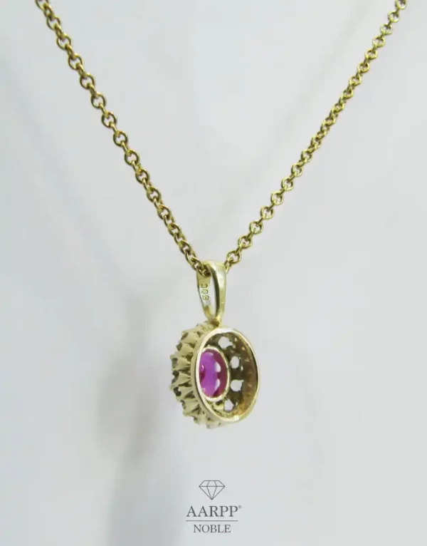 Ovaler Rubin Diamant Anhänger mit Halskette 8K Gelbgold Länge 40cm
