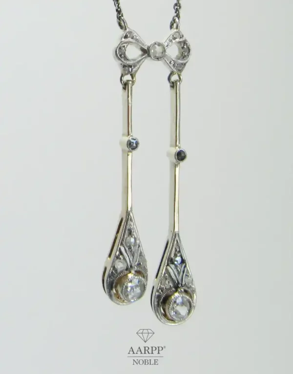 Art Deco Lavallière-Collier 14K Weißold Gelbgold mit Altschliff Diamanten an Platin Silber Collier.