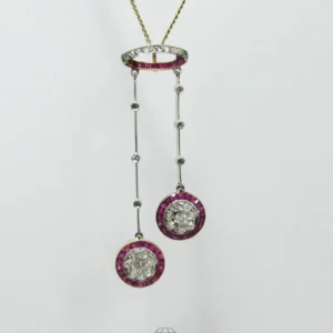 Art Deco Anhänger Rubin Diamant ca. 1.1ct Platin und Gelbold Diamant und Rubin Halskettenanhänger