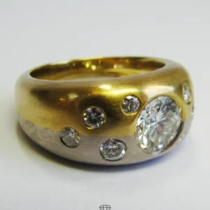 Solitair Ring Bicolor Weiß-Gelbgold mattiert mit Brillant ca. 1ct und Diamanten