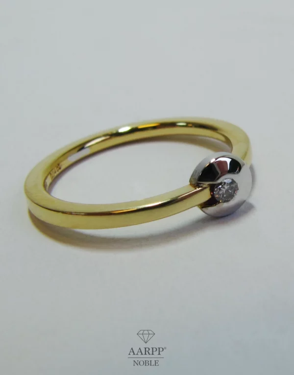Solitär Ring Quinn 750 Gelbgold Diamantring 0.04ct